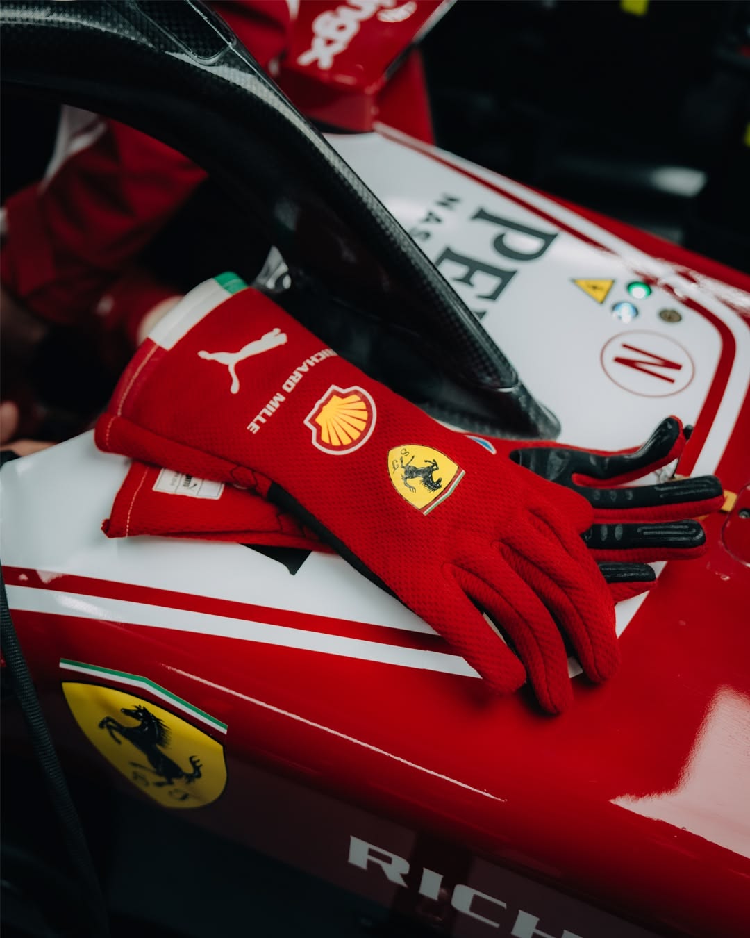 F1-style racing gloves with grip palm and flexible fit